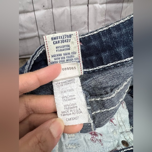 True Religion Jeans - Picture 7 of 7